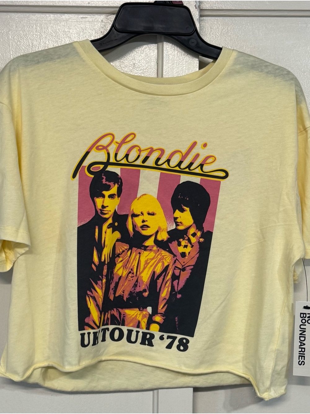 Guess Blondie UK Tour '78 Graphic Tee in Pale Yellow - Picture 3 of 9